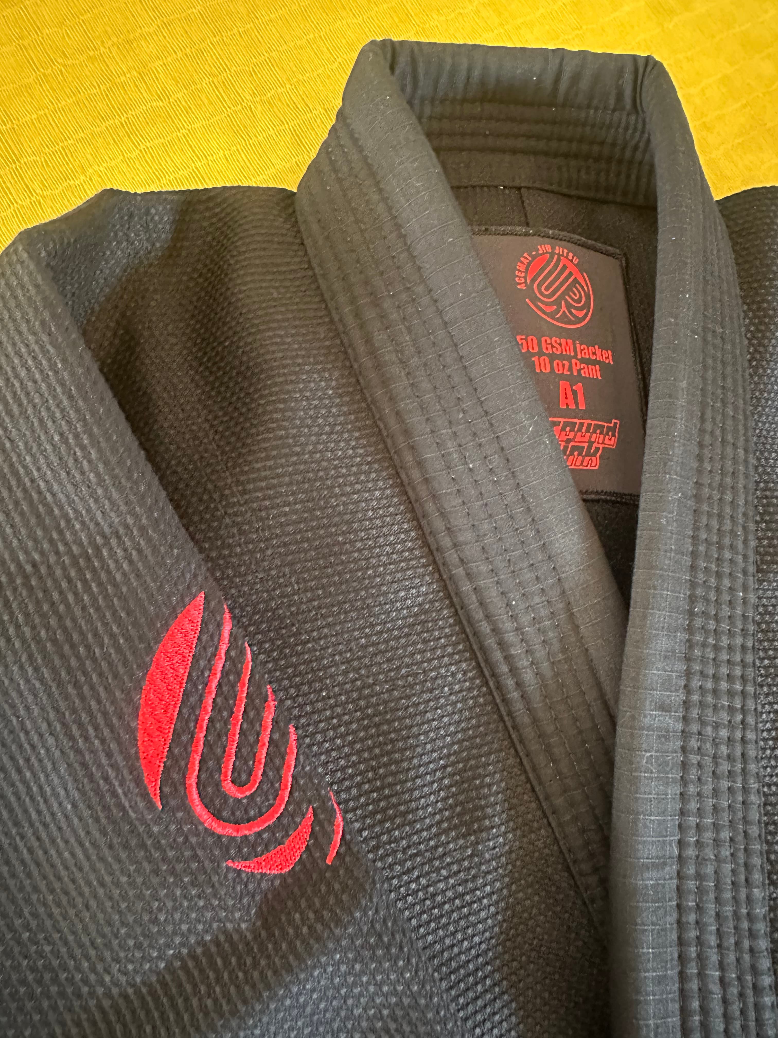 Les nouveaux Gis (kimonos) du club sont arrivés !!!